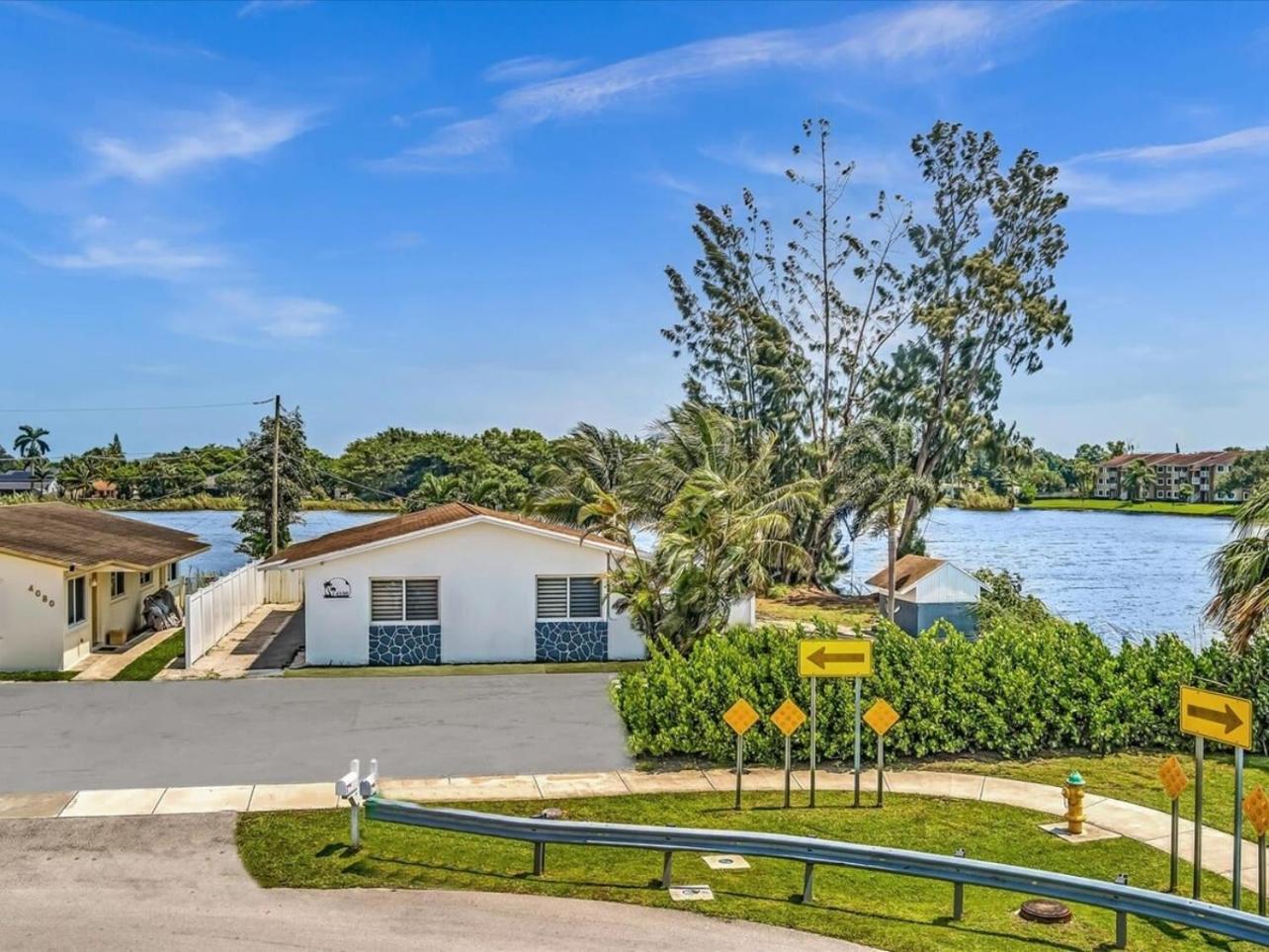 Charming 2Br Lakefront Cottage In Davie Near Beach Luaran gambar