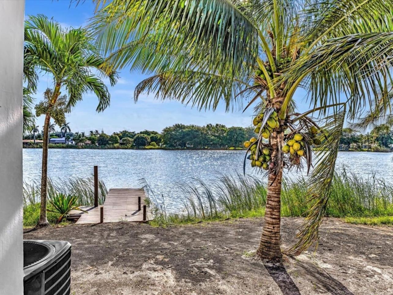 Charming 2Br Lakefront Cottage In Davie Near Beach Luaran gambar