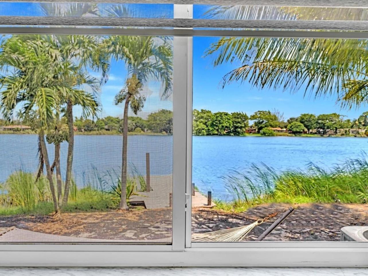 Charming 2Br Lakefront Cottage In Davie Near Beach Luaran gambar