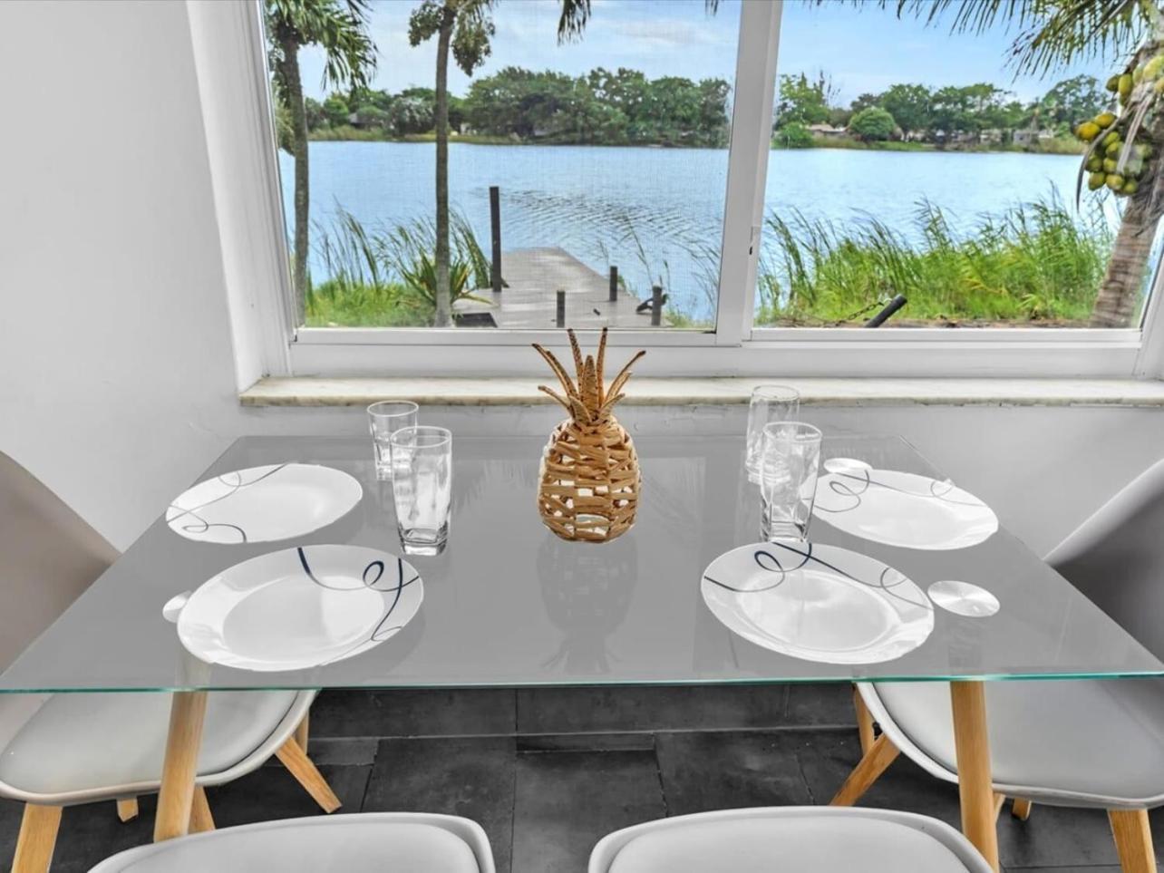 Charming 2Br Lakefront Cottage In Davie Near Beach Luaran gambar